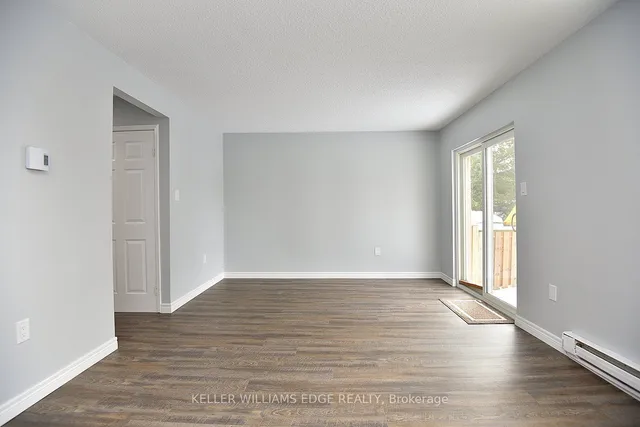 Additional image 10 of 16 Simcoe St