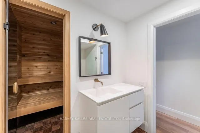 Additional image 12 of 34 Coulson Ave Unit B