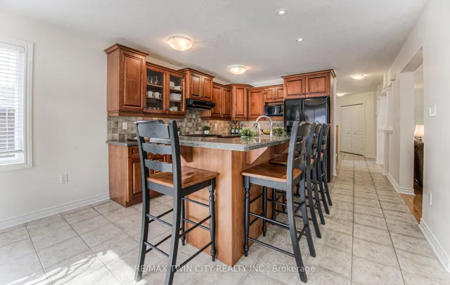 Additional image 18 of 159 Riehm St