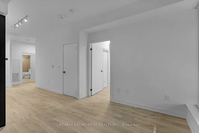 Additional image 9 of 2 Augusta Ave Unit 204