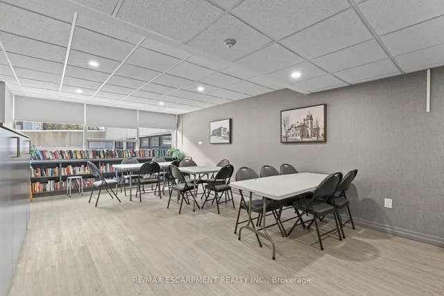 Additional image 28 of 120 Duke St Unit 805