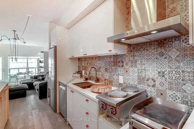 Additional image 10 of 600 Queens Quay Unit 606