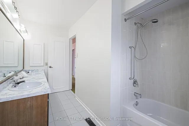 Additional image 28 of 59 Mellowood Dr