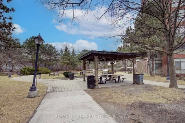 Additional image 40 of 24 Southport St Unit 756