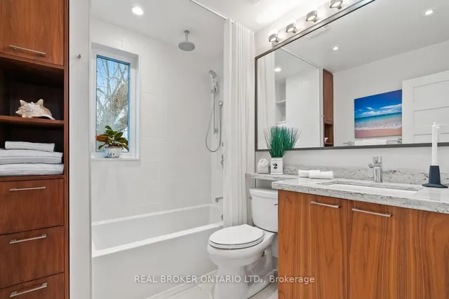 Additional image 24 of 51 Seymour Ave