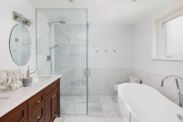 Additional image 19 of 249 Cheltenham Rd