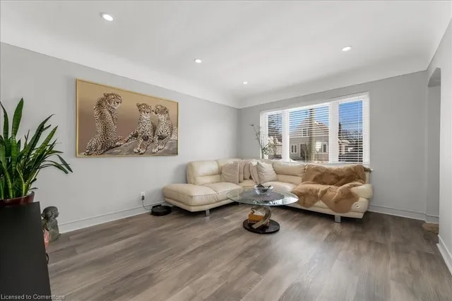 Additional image 6 of 242 East 27th St