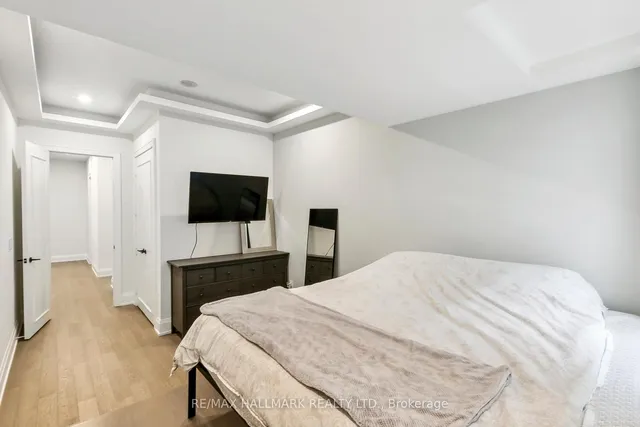 Additional image 32 of 39 Queens Quay Unit TH103