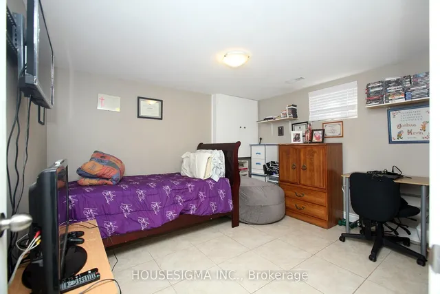 Additional image 16 of 94 Fairholme Ave