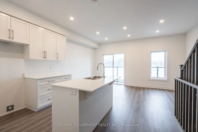 Additional image 18 of 16 CLEAR VALLEY Lane