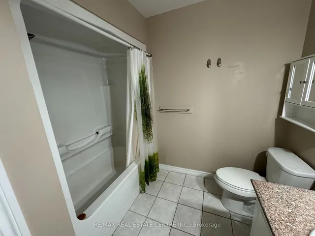 Additional image 21 of 135 James St Unit 302