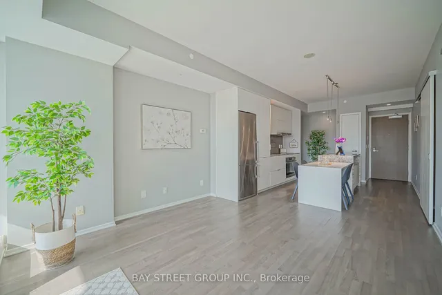 Additional image 15 of 1 Bloor St Unit 1605