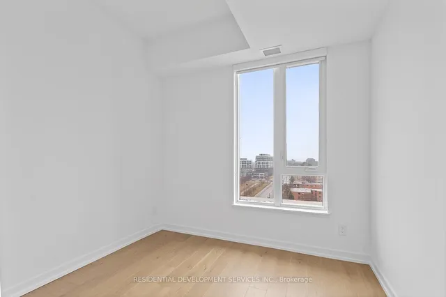 Additional image 12 of 3100 Keele St Unit 1203