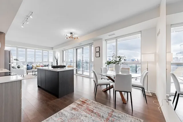 Additional image 4 of 3237 Bayview Ave Unit 713