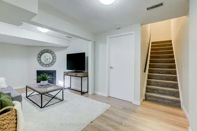 Additional image 18 of 10 Holborn Crt Unit 43