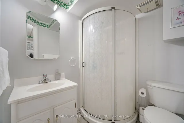 Additional image 30 of 524 East 16th St