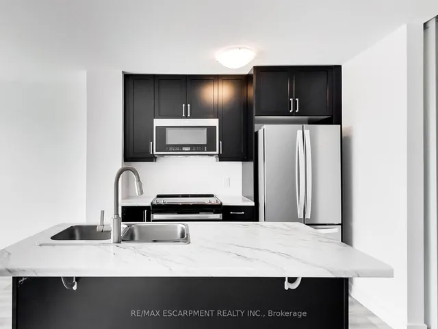 Additional image 20 of 470 Dundas St Unit 811