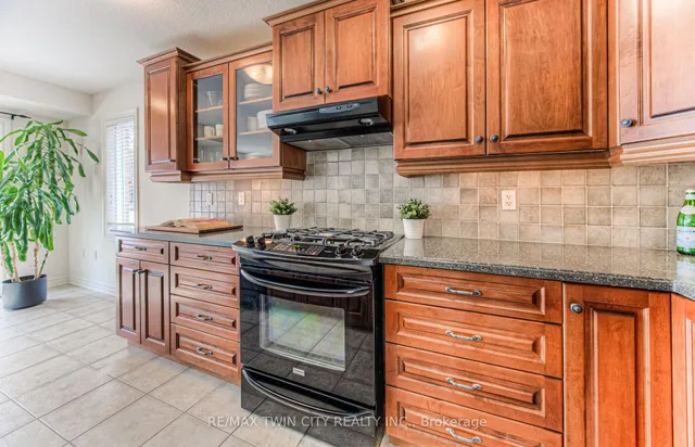 Additional image 14 of 159 Riehm St