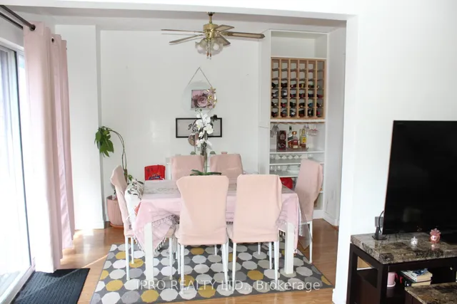 Additional image 7 of 50 Bridletowne Circ