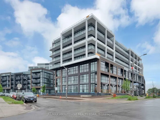 50 George Butchart Dr Unit 914