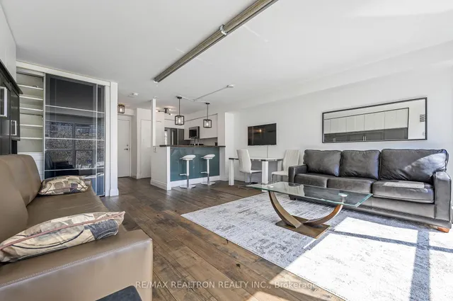 Additional image 20 of 2261 Lake Shore Blvd Unit 220