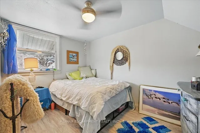 Additional image 18 of 500 Queensdale Ave