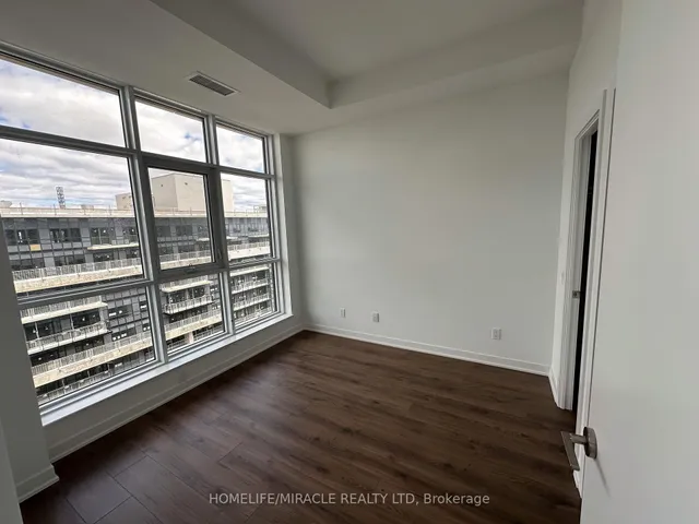 Additional image 10 of 405 Dundas St Unit PH07