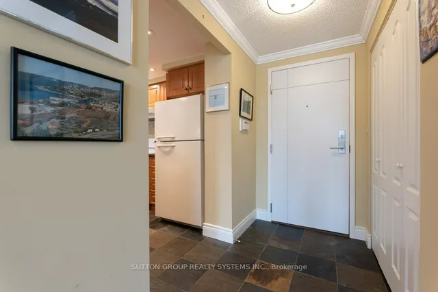 Additional image 2 of 2267 Lakeshore Blvd Unit 923