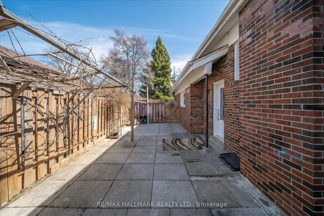 Additional image 38 of 728 Brimley Rd