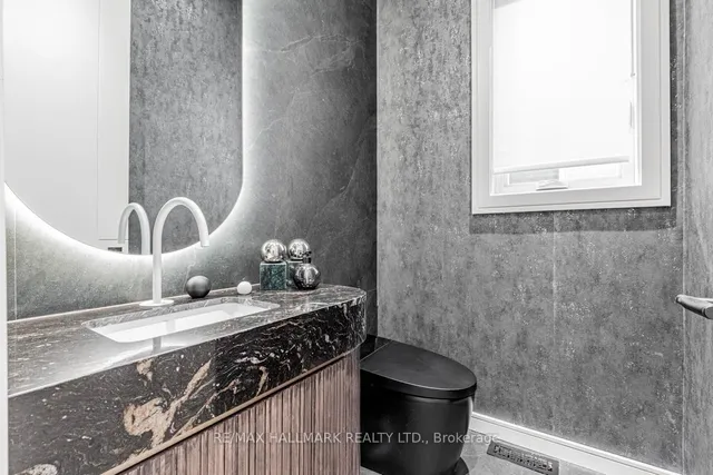 Additional image 11 of 37 Rowley Ave