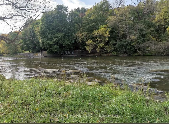 Additional image 34 of 238 Saint Marks Rd