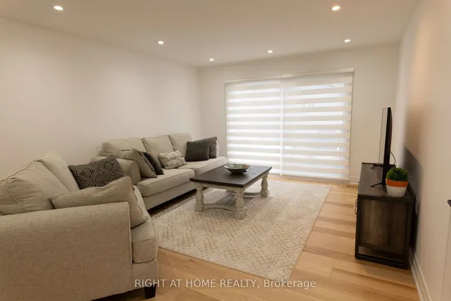 Additional image 14 of 22 Silverthorne Bush Dr