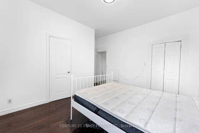 Additional image 23 of 47 Grange Ave