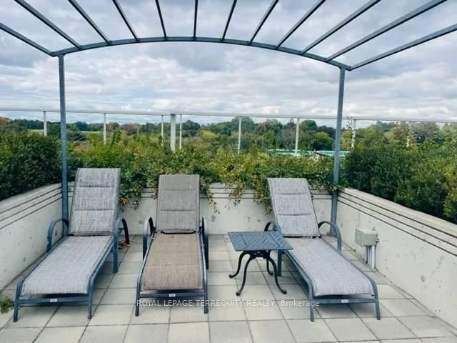 Additional image 16 of 3865 Lake Shore Blvd Unit 407