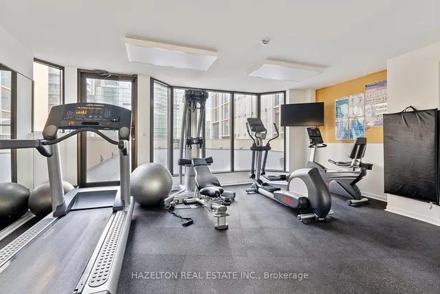 Additional image 39 of 1331 Bay St Unit 504