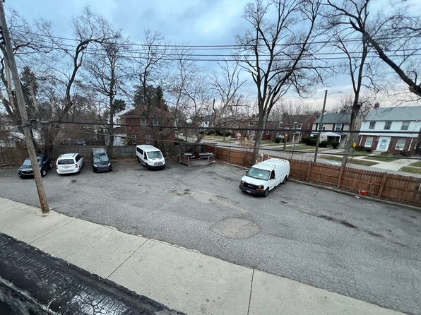 18301 Hartwell St, Detroit, MI 48235