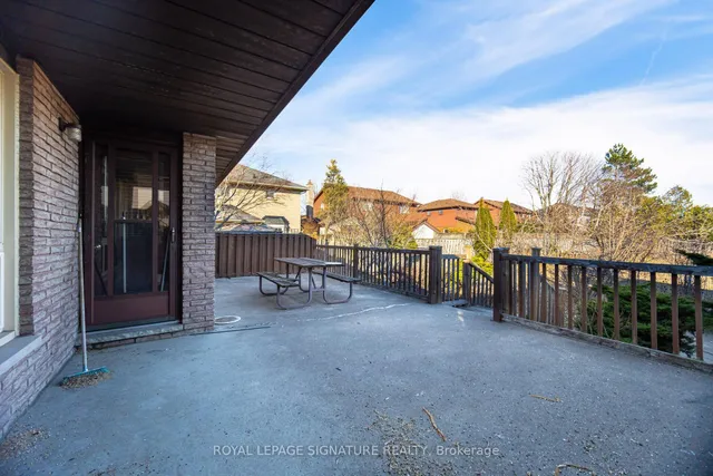 Additional image 30 of 113 Parkwood Cres