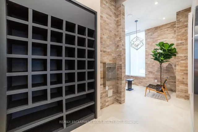 Additional image 7 of 212 King William St Unit 1111