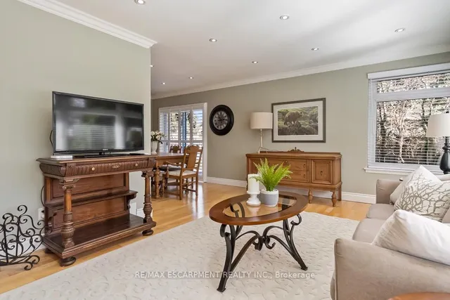 Additional image 8 of 1257 Hillview Cres