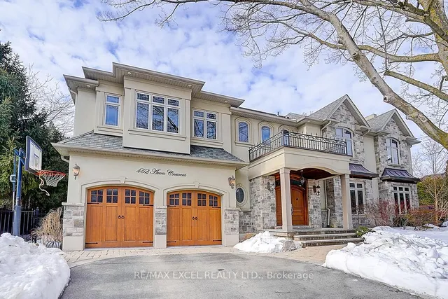 Primary image of 452 Avon Cres