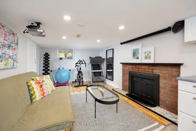 Additional image 44 of 24 Inverleigh Dr