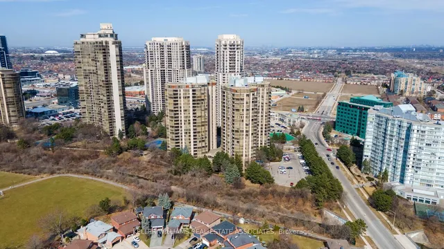 Additional image 38 of 55 Kingsbridge Garden Circ Unit 503