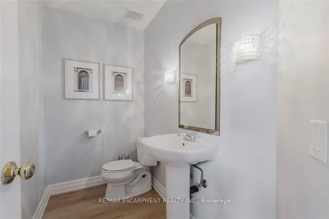 Additional image 21 of 954 Wintergreen Pl