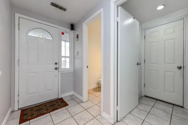 Additional image 4 of 49 Eden Park Dr