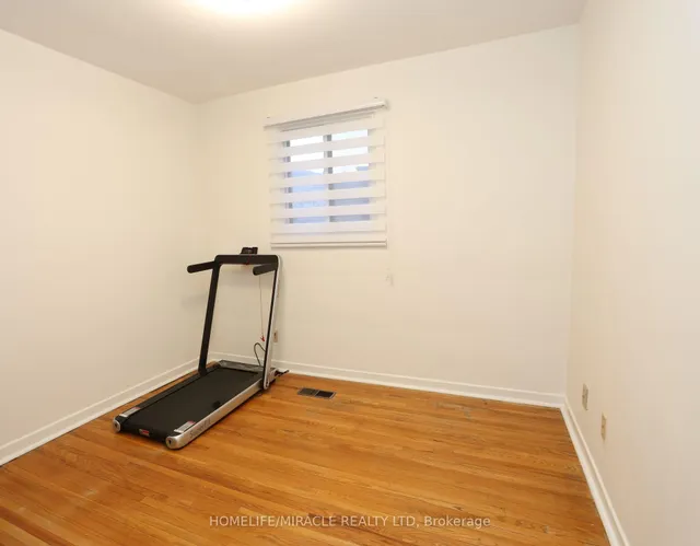 Additional image 29 of 59 Riverton Dr