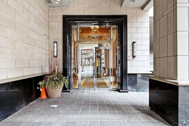 Additional image 3 of 763 Bay St Unit 2301