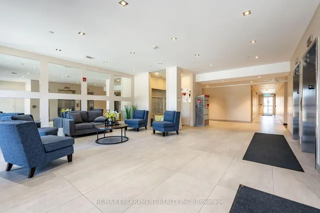 Additional image 29 of 4040 UPPER MIDDLE Rd Unit 102