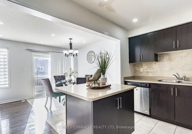 Additional image 17 of 229 Remembrance Rd