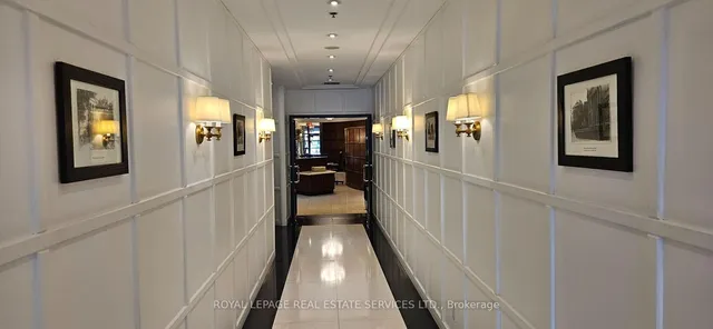 Additional image 4 of 102 Bloor St Unit 306