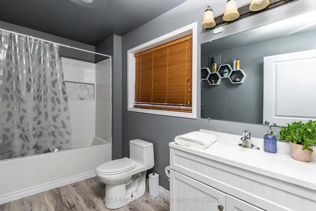 Additional image 18 of 82 DREGER Ave